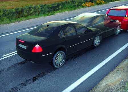 为什么很少人开宾利欧陆(为什么宾利都是自己开)