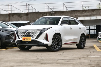 玛莎拉蒂皇冠车标最低价格(玛莎拉蒂皇冠车标图片)