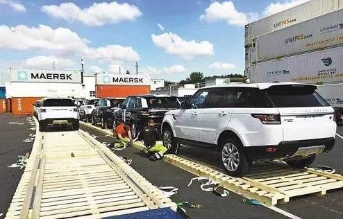 福克斯三厢2023款参数配置(福克斯三厢2023款)