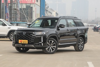 劳斯莱斯幻影8000万(劳斯莱斯幻影2024)