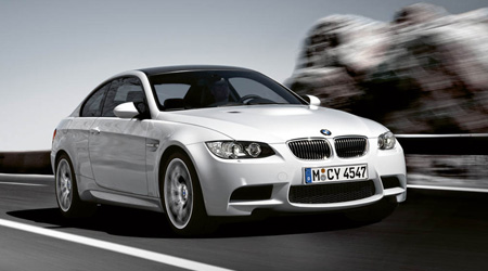 北京法拉利458三人死亡(北京法拉利458撞毁是谁)