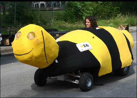 法拉利标志是什么样的(法拉利车标志)